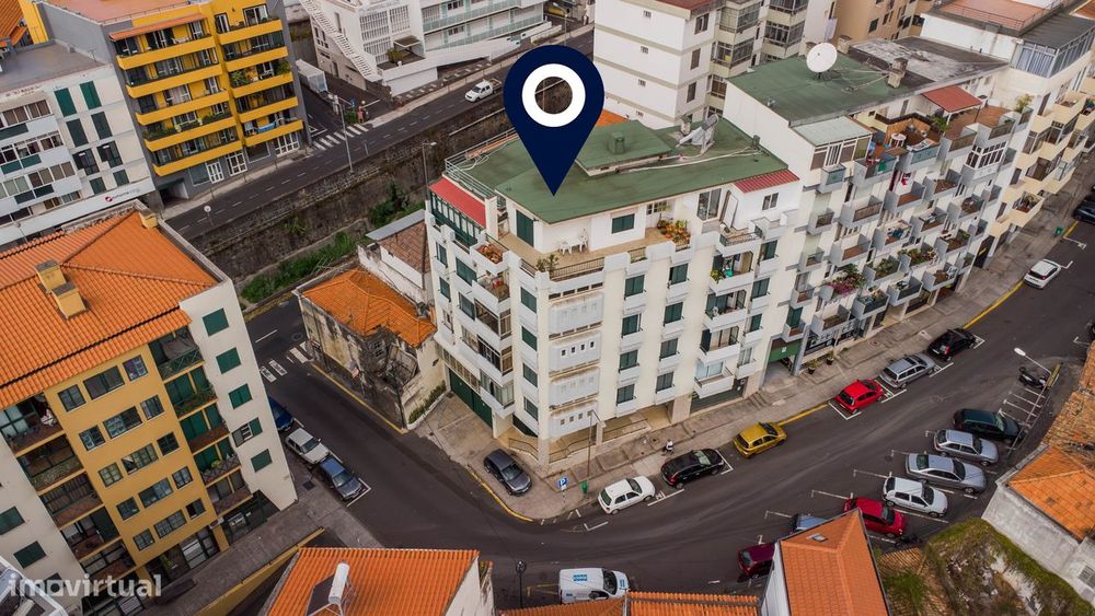 Prédio "11 Frações" Funchal Centro