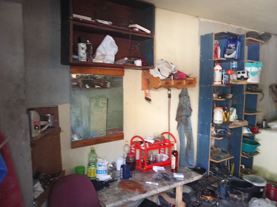 Продам гараж в кооперативі світанок.