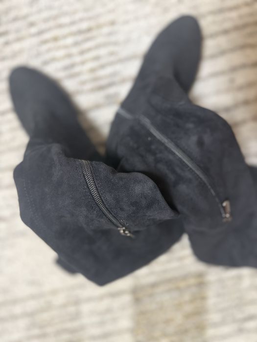 Замшеві високі  ботфорди на підборах з натуральної замші