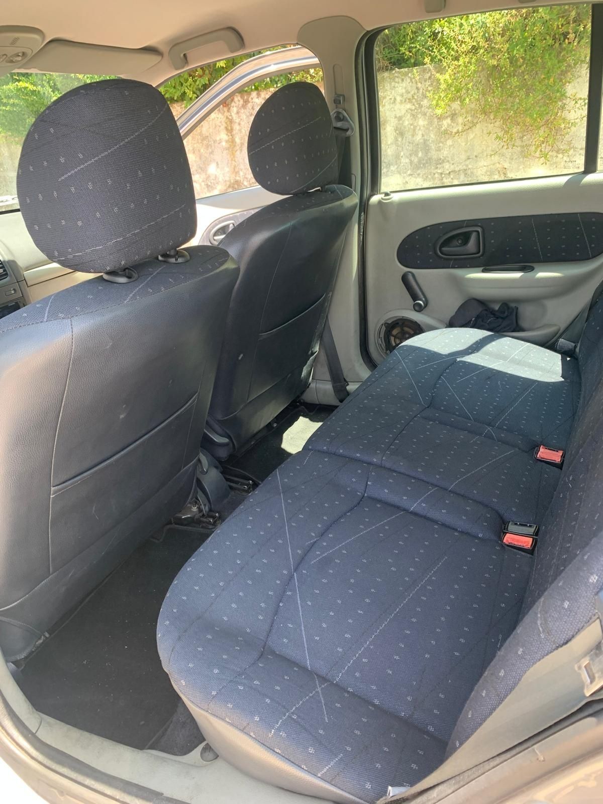 RENAULT CLIO 1.2 / 2002
