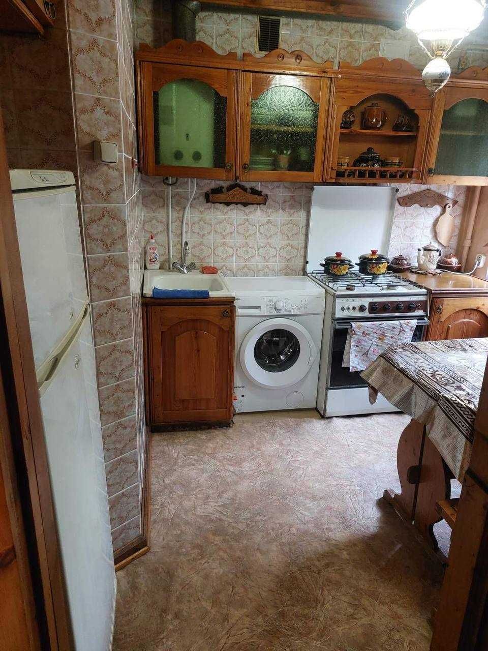 Сдам 2 комнатную квартиру на П.Поле, ул.23Августа,24А.