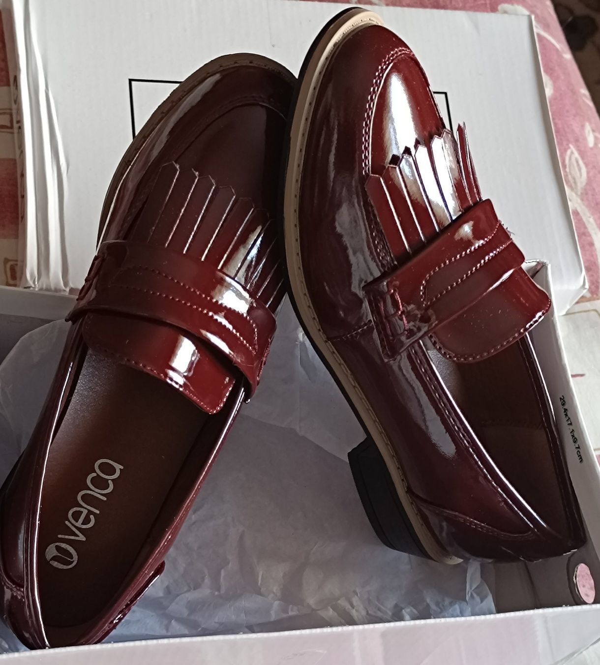 Mocassins senhora, cor grená, verniz,  37,5 // 38
