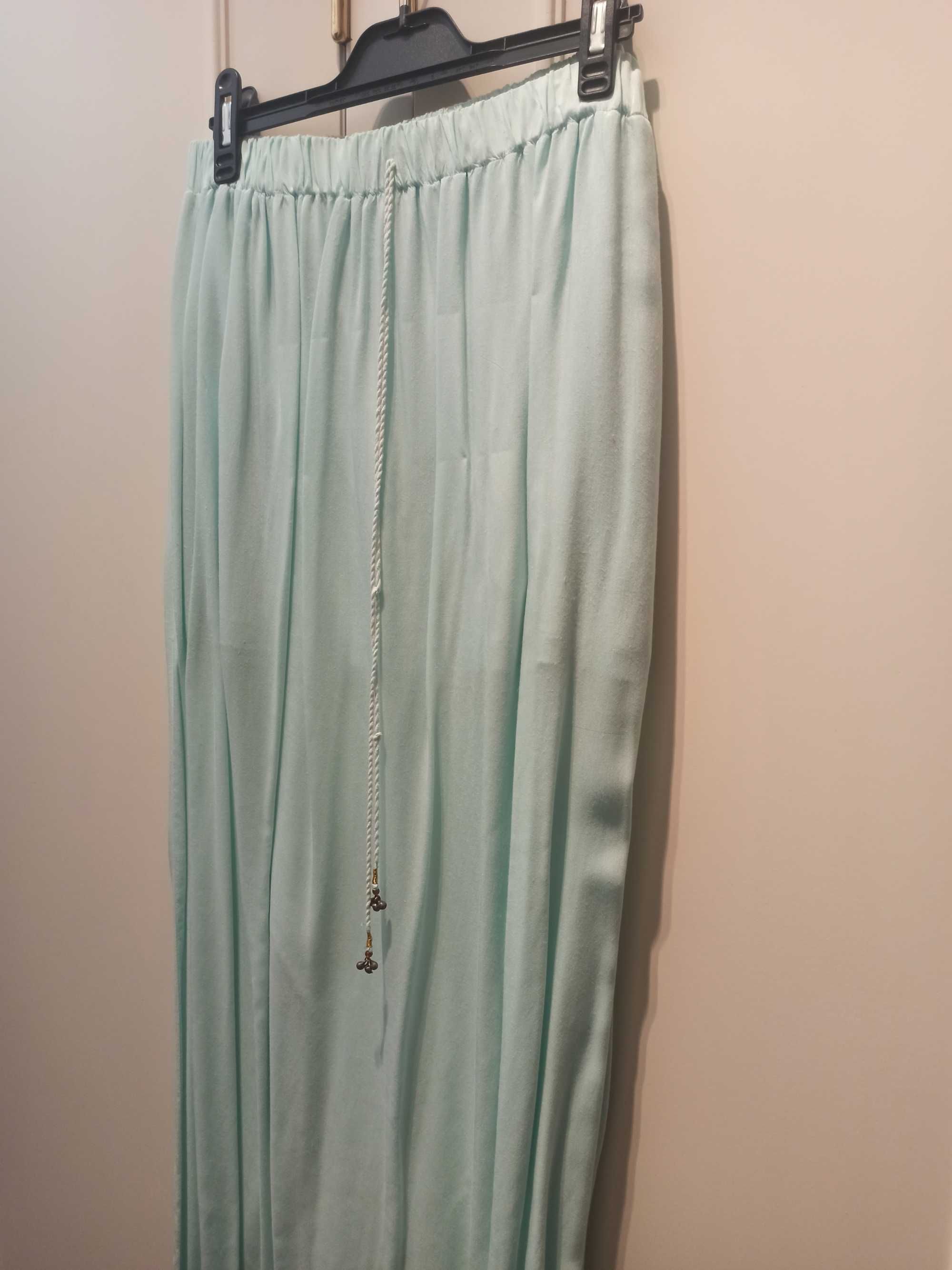 Saia comprida azul claro Bershka