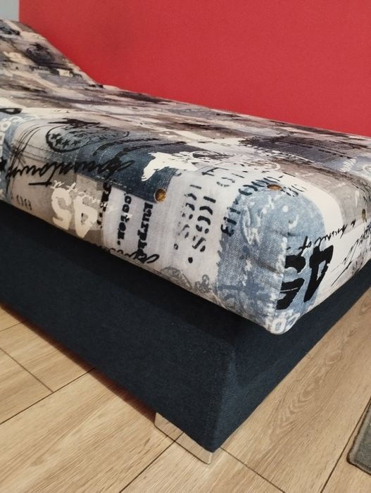 Tapczan jednoosobowy