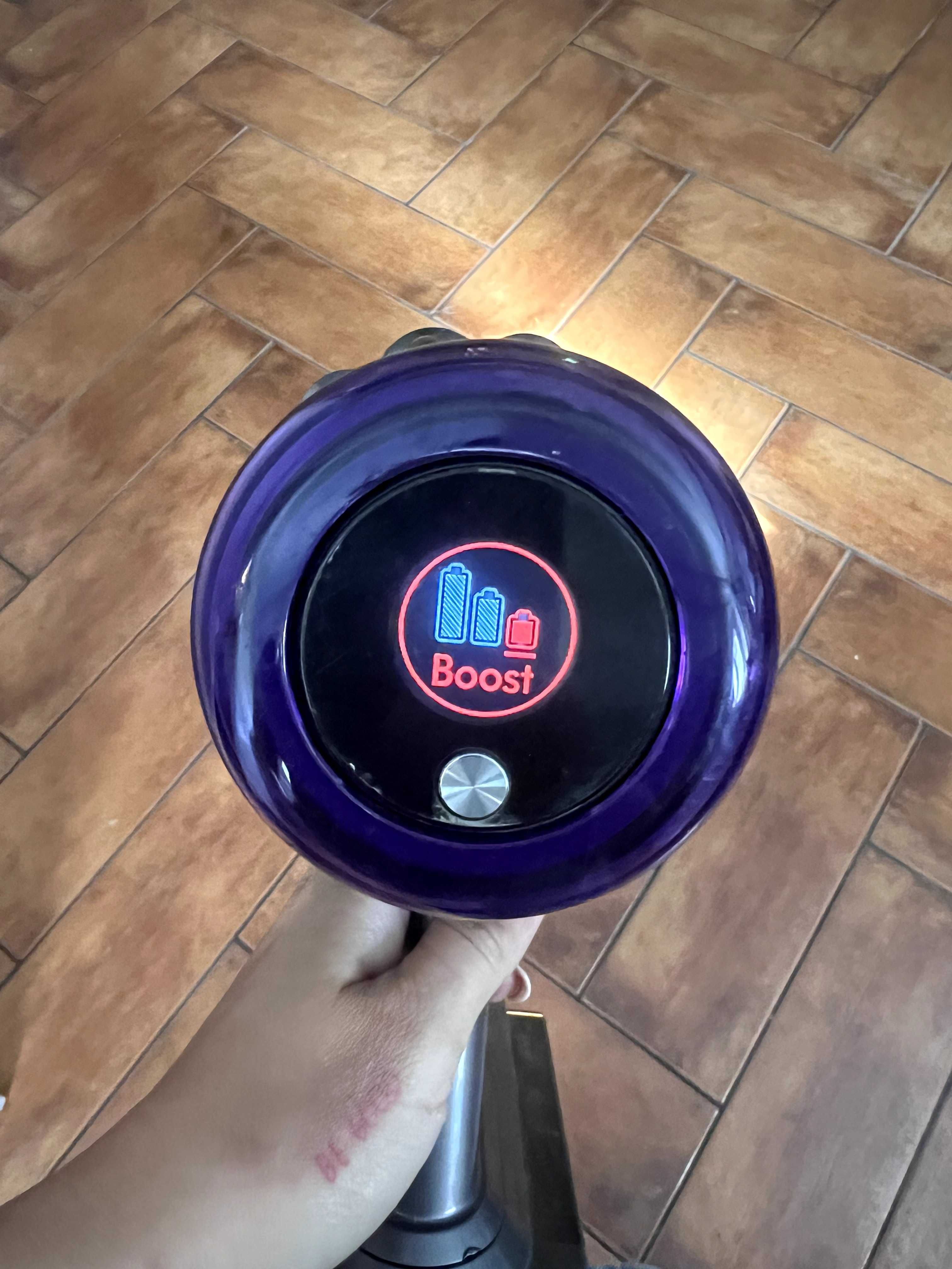 Odkurzacz Dyson SV17 plus akcesoria