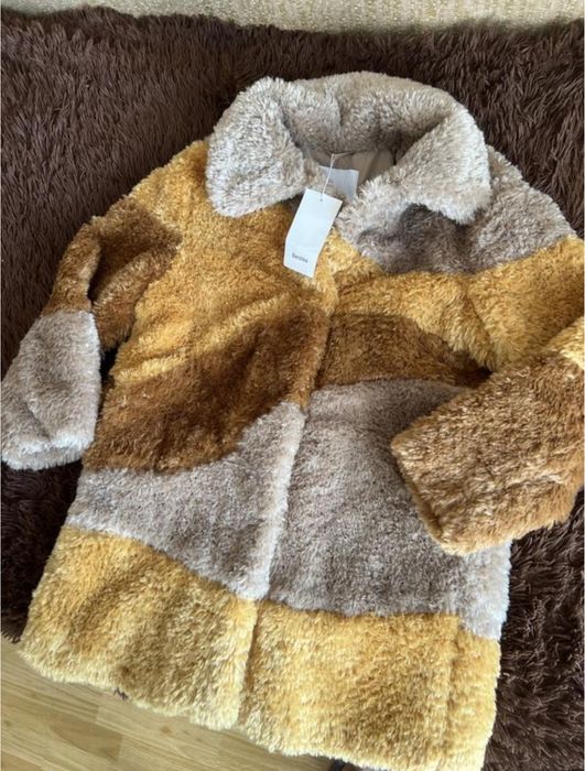 Шубка Bershka нова