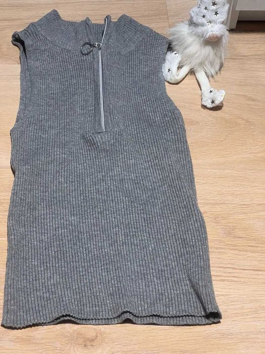 kofta bez rękawów na zamek