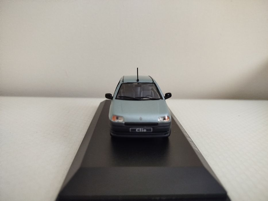 Miniatura Renault Clio 1/43 Nova