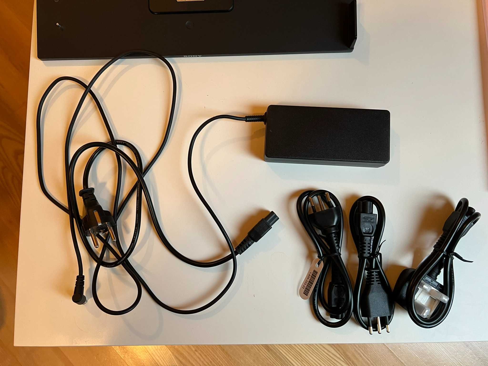 Stacja dokująca Sony VAIO VGP-PRS35 15” SVS15