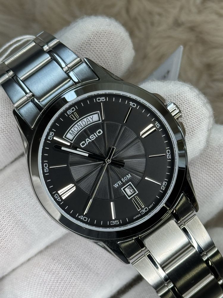 Чоловічий годинник Casio MTP-1381D-1A ОРИГІНАЛ мужские часы оригинал