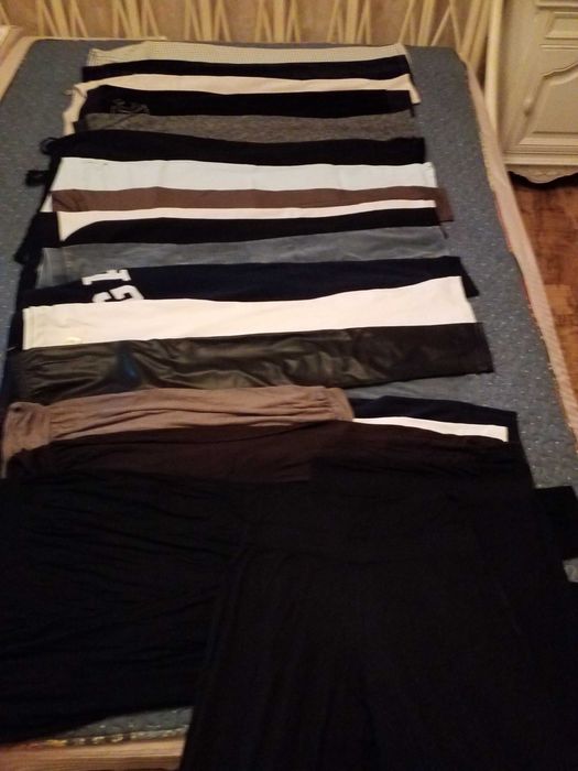 Штаны - брюки - джинсы б/у размера XS-S.