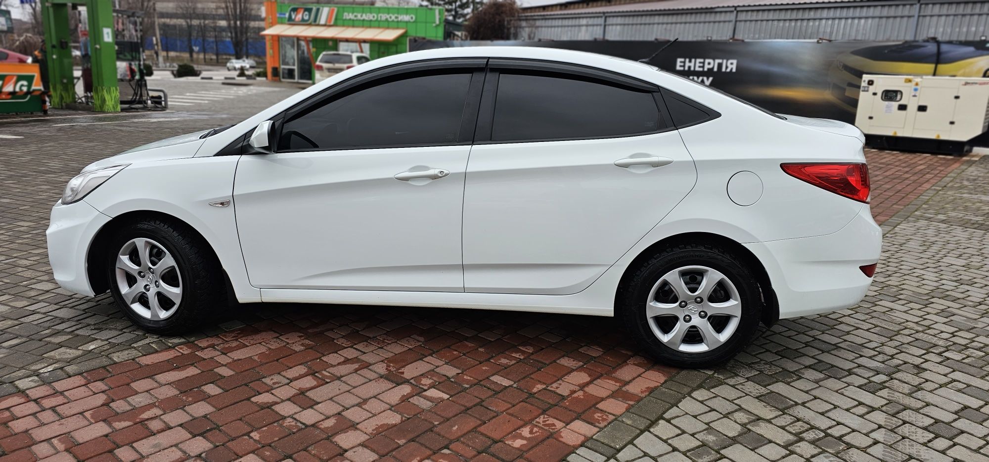 Hyundai Accent 1.4 G/B