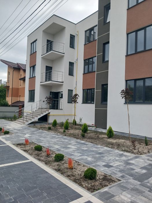 Продаж квартири підходить під програму є оселя..