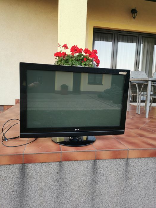 Telewizor LCD LG 42 cale