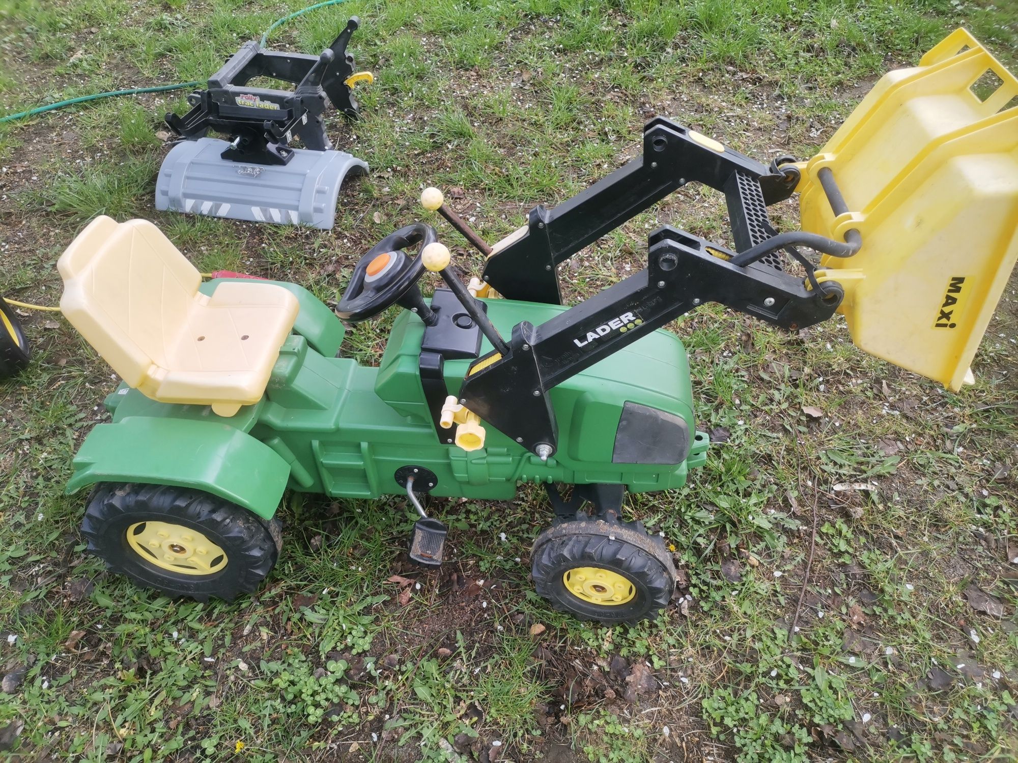Traktorek John Deere Rolly Toys koparka wysłka