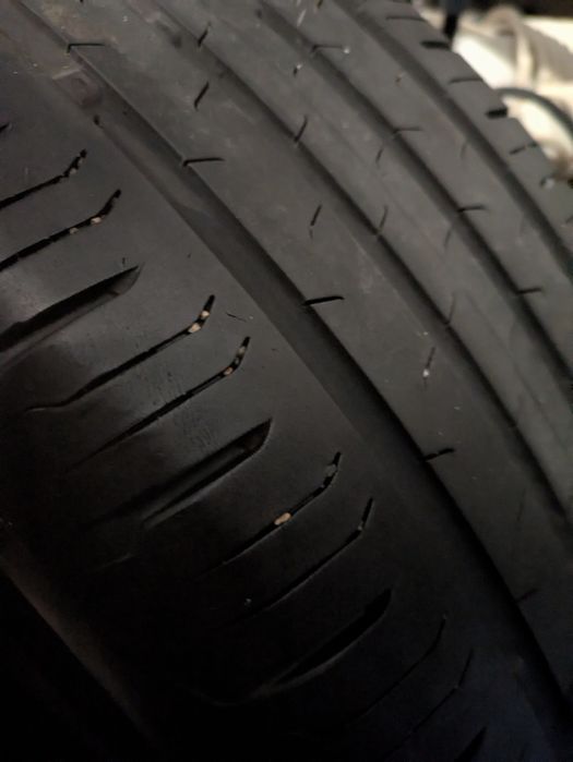 Pneus 215/65 r16 98h
