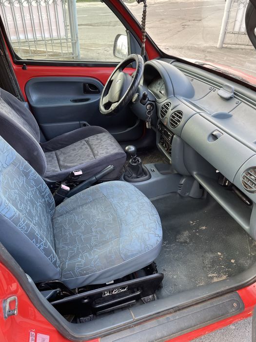 Рено Кенго 1.9 дизель Пасажир