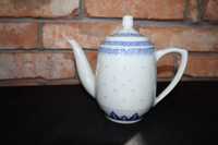 Porcelana ryżowa  czajniczek  dzbanek sygnowany  B081408