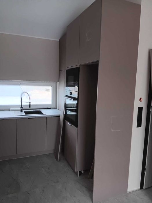 Stolarz prace remontowe montaż mebli IKEA paneli Konin Słupca Września