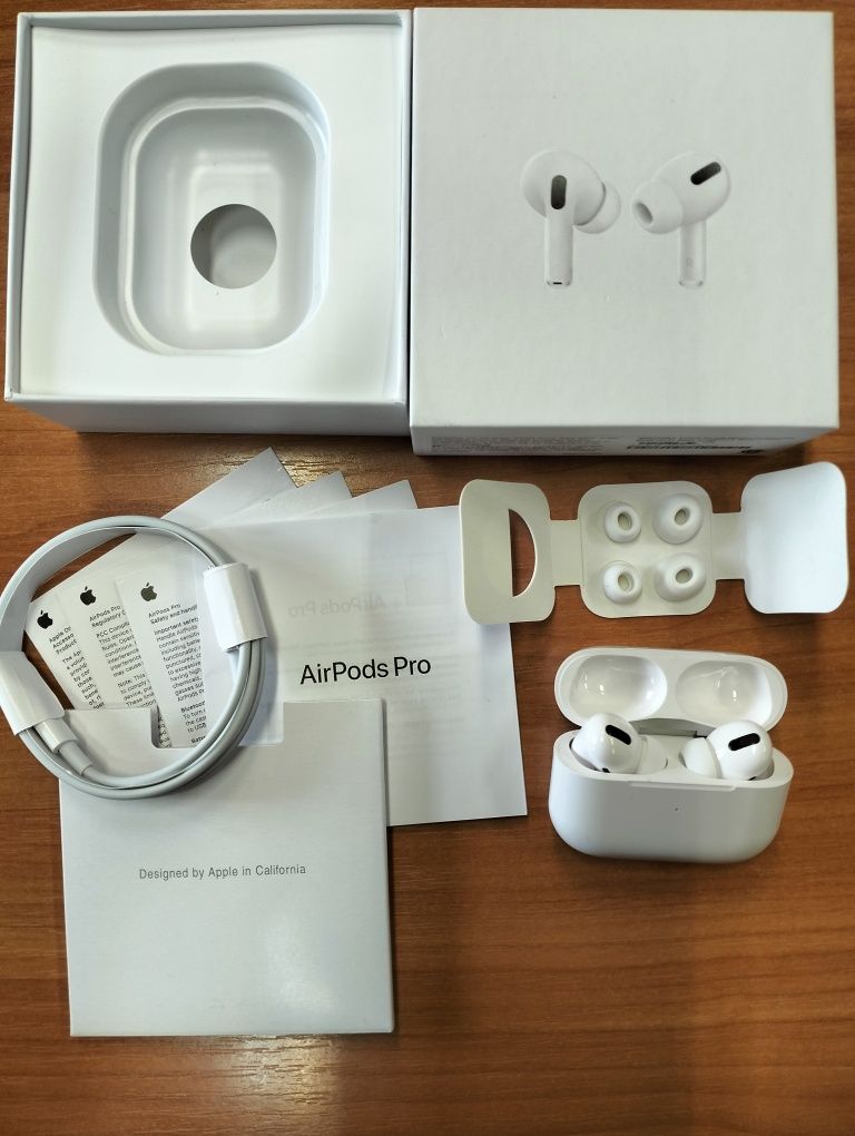 Apple AirPods Pro MagSafe Charging Case | NA GWARANCJI