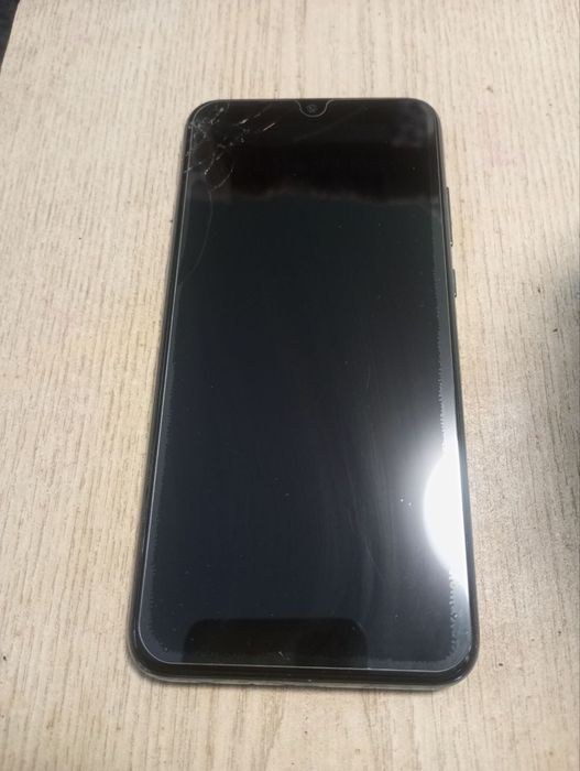 Продам Телефон Honor 10 лайт