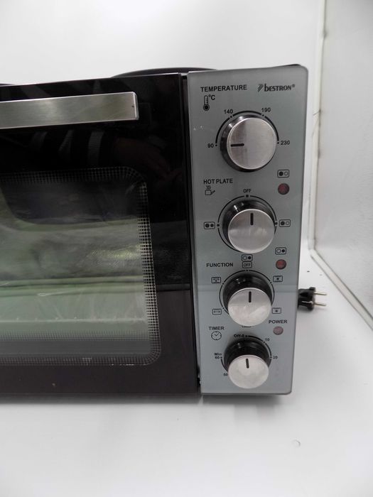 Mini piekarnik Bestron AOV31CP 31 l czarny