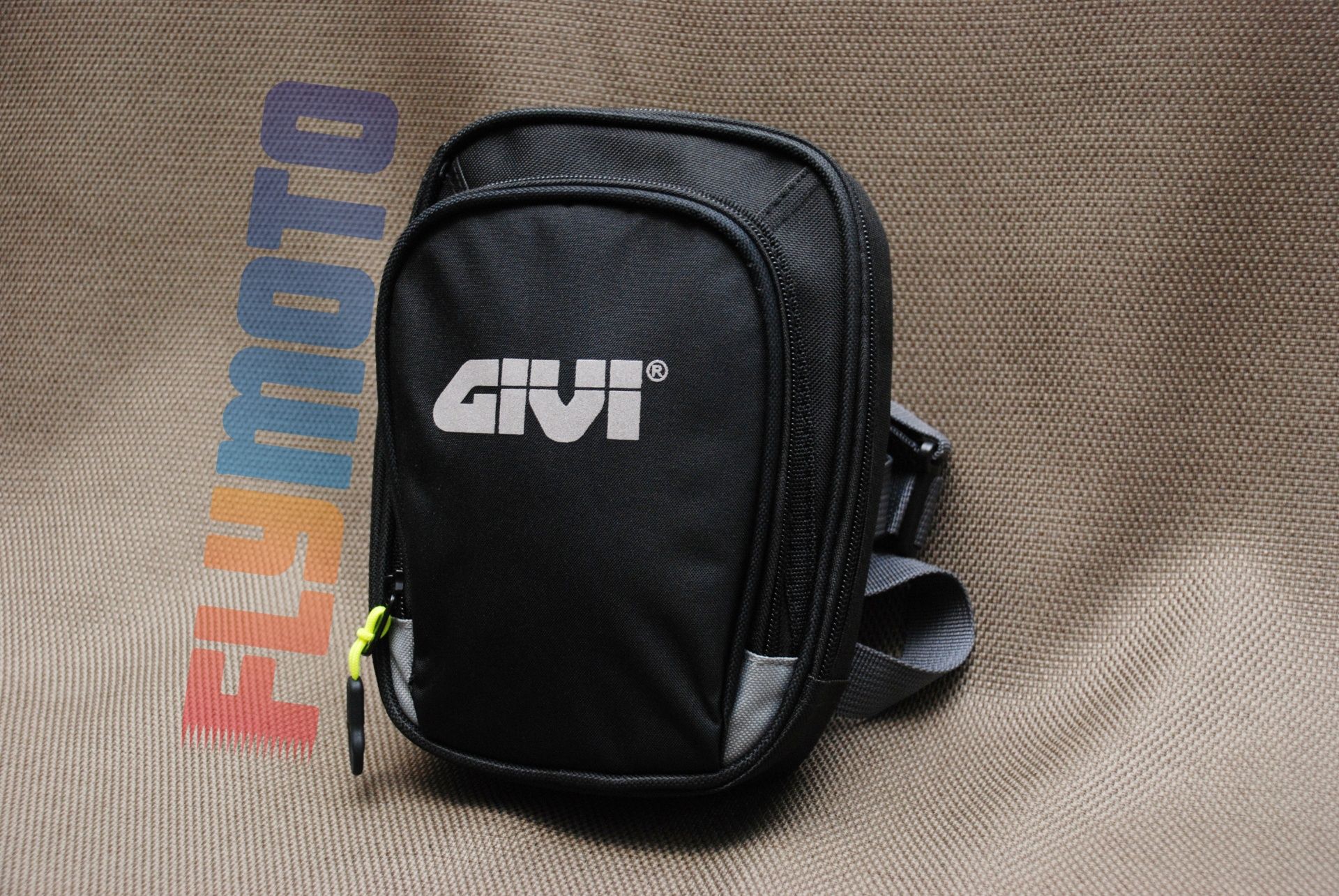 Сумка набедренная GIVI, мото сумка на стегно, сумка для мотоцикла