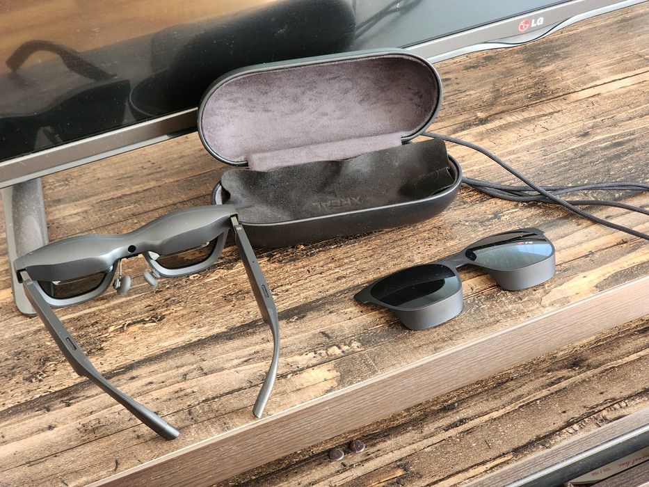 Окуляри віртуальної реальності Xreal air 2 PRO ідеал