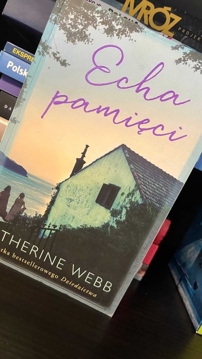 Echa pamięci Katherine Webb