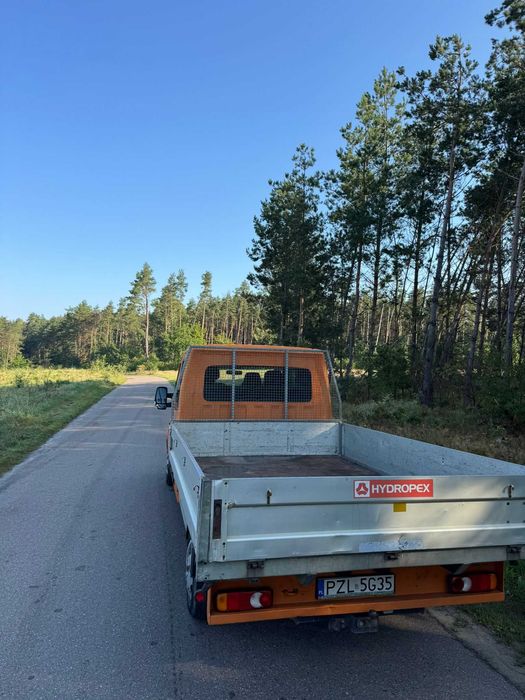 Samochód Renault Master BRYGADÓWKA
