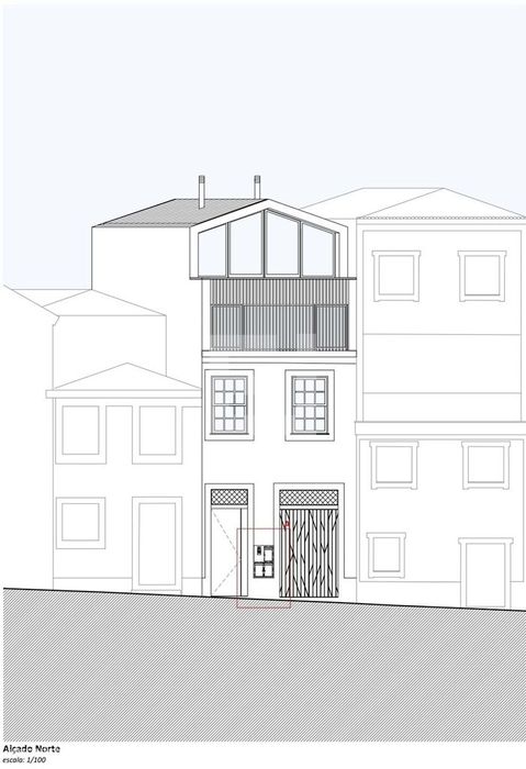 Prédio para construção de 4 pisos - Alfândega do Porto e a escassos me