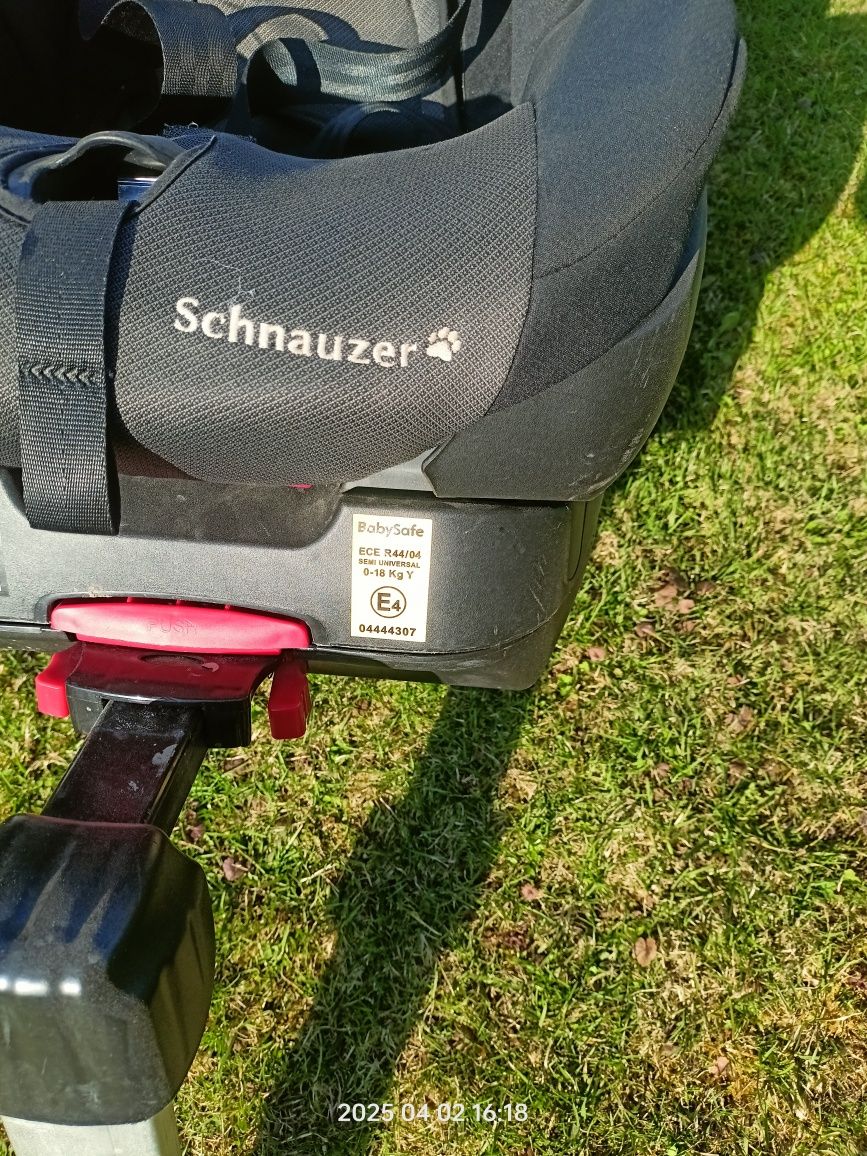 Fotelik baby safe schnauzer ISOFIX