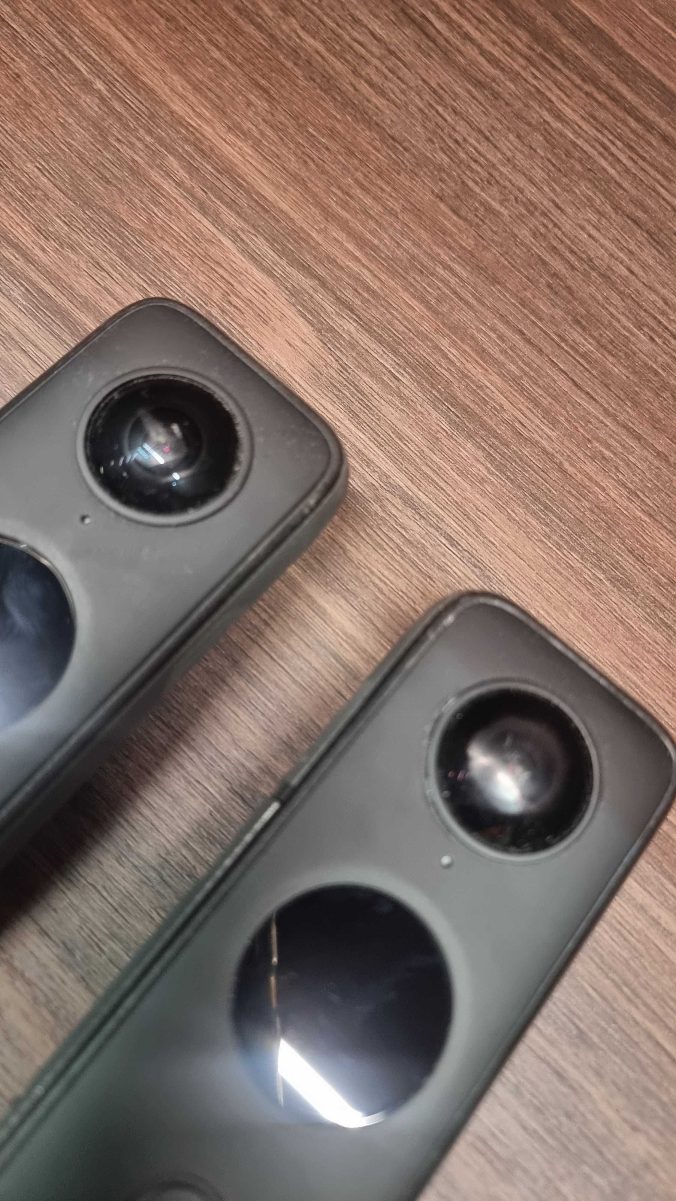 Duas Insta 360 X2 usadas