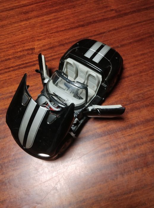 Модель машины, масштаб 1/24