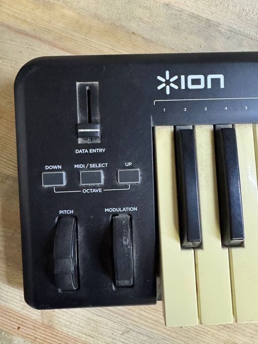 Midi клавиатура key49