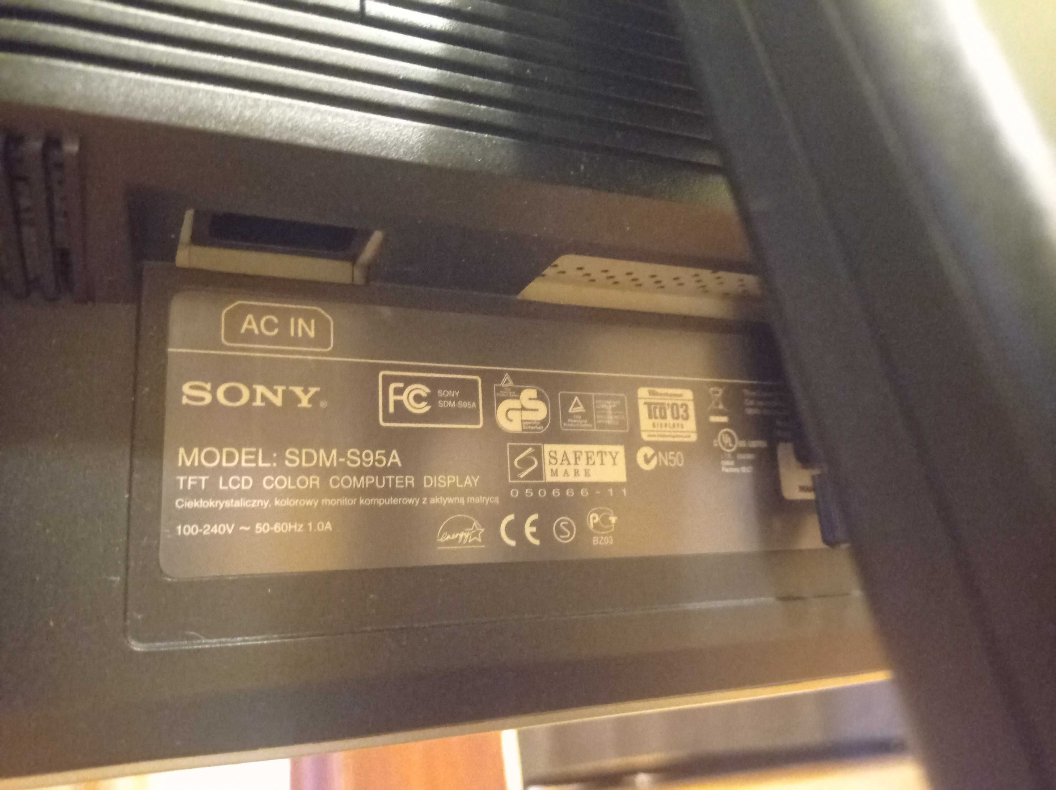 Monitor 19" LCD SONY SDM-S95A