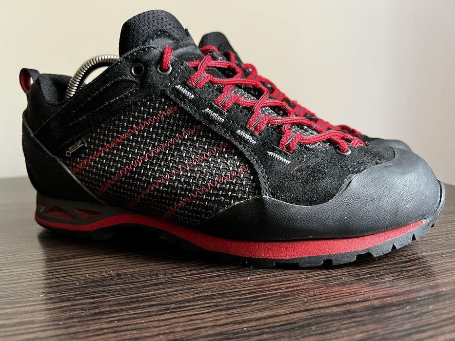 Кросівки HanWag Makra Low GTX Шкіра Розмір 42.5 на 27 см