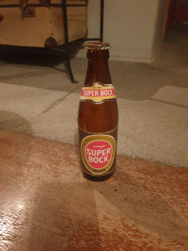 Garrafa antiga da S.bock