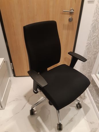 Fotel biurowy komputerowy obrotowy  Premium Auris Intarseating