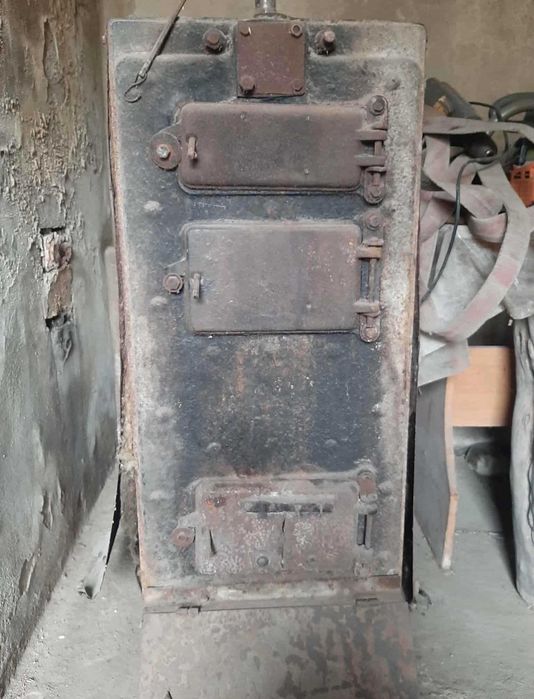 Чугунний котел...