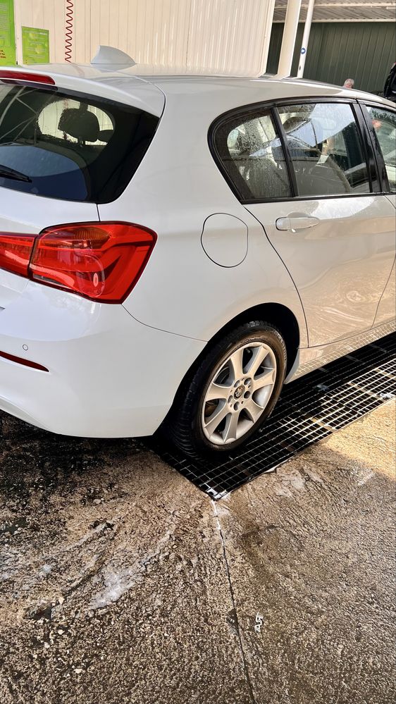 BMW 116D - Conforto, Estilo e Manutenção em Dia!