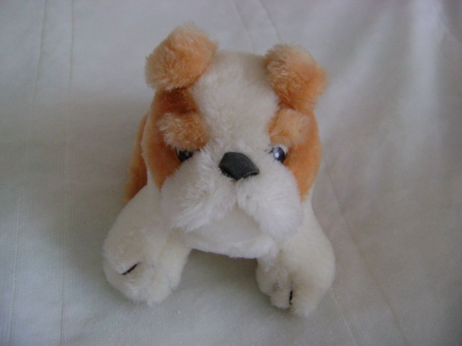 vários peluches -
