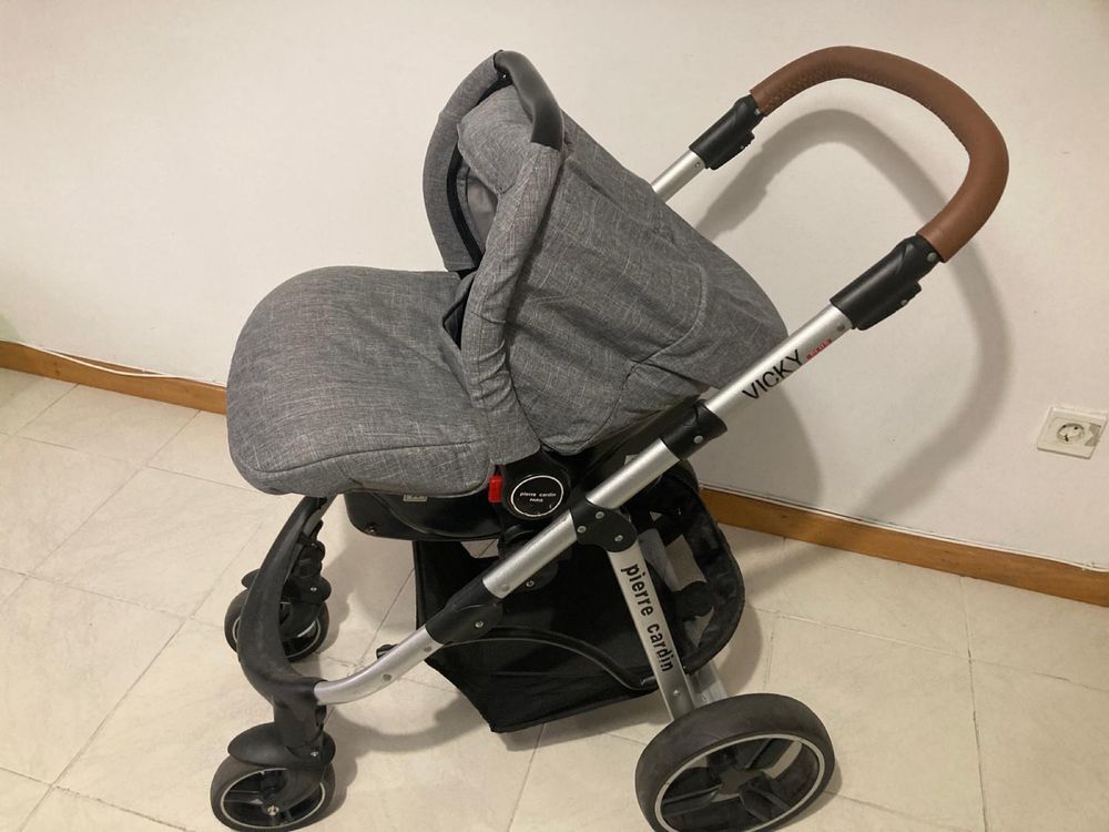 Carrinho para bebe pierre cardin