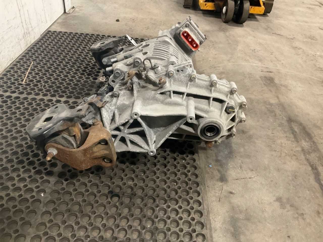 Мотор редуктор АКПП коробка передач Kia Soul EV 2013-2017 4450018410