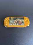 Sony PlayStation Portable 3000 Amarela com 50+ Jogos