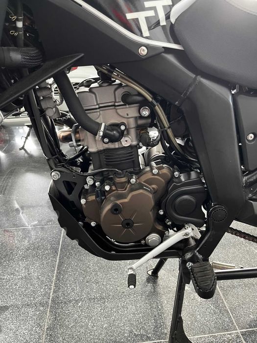 UM DSR Adventure TT "Grand Tourer" 125cc