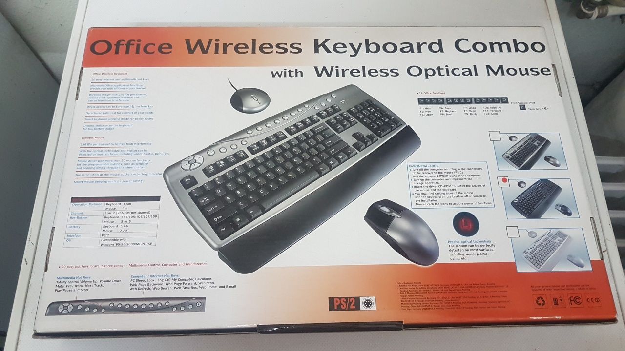 Teclado com rato sem fios novo