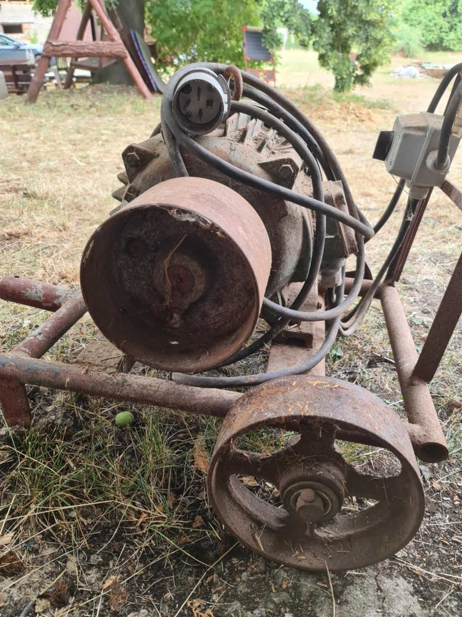 Silnik elektryczny 7 KW na wózku