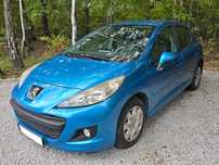 Peugeot 207 Stan bardzo dobry, opony całoroczne, nowy akumulator
