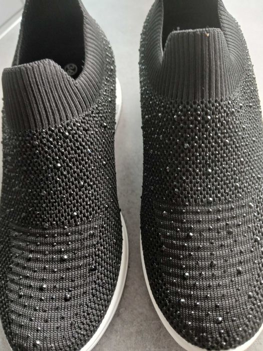 VENDO SAPATILHAS DE CONFORTO N 36